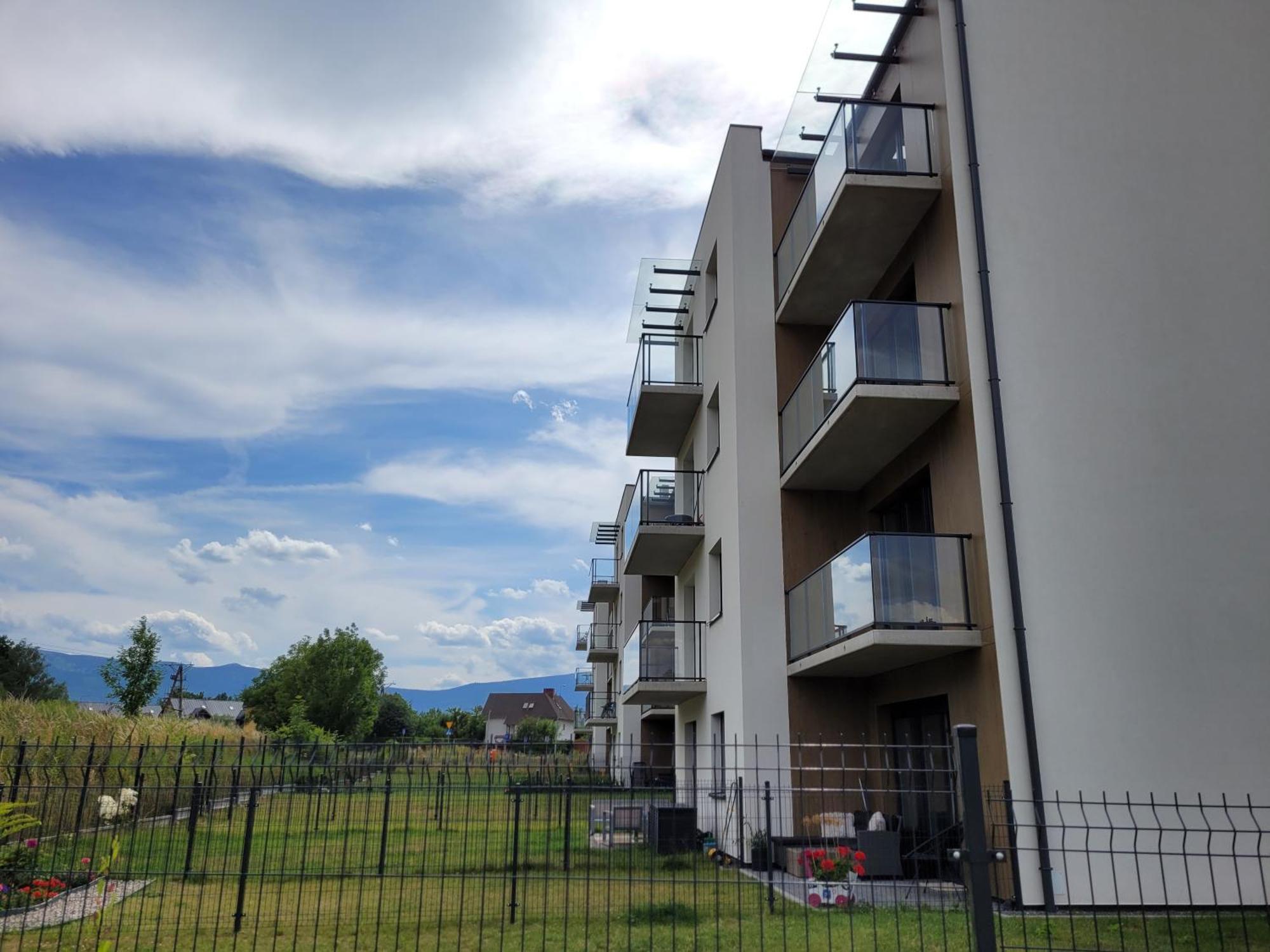 Apartament Nina เยเลเนียกูรา ภายนอก รูปภาพ